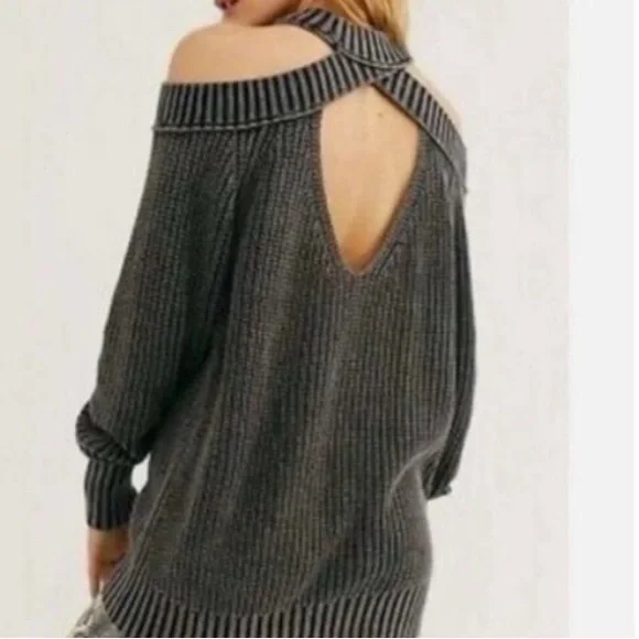 Free People • Half Moon Bay Cold Shoulder Pullover - Picture 2 of 5